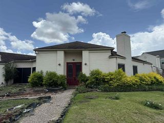 2302 Ashford Hollow Lane, Houston, TX 77077