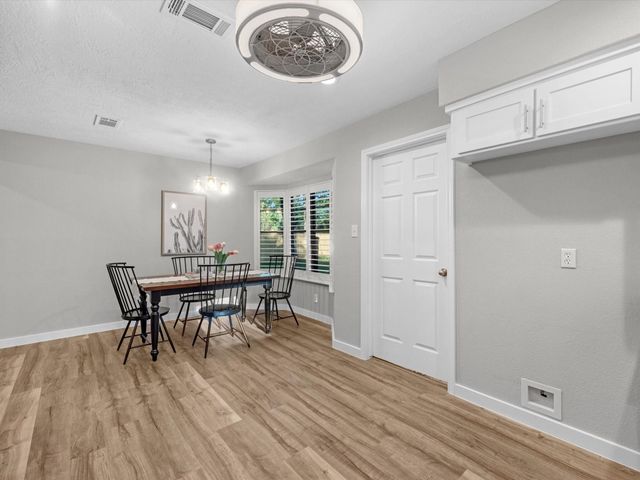 2126 Eagle Point Road, Crosby, TX 77532