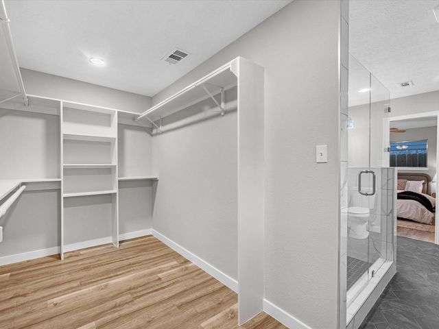 2126 Eagle Point Road, Crosby, TX 77532