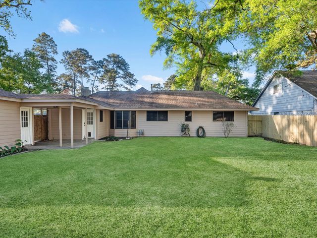 2126 Eagle Point Road, Crosby, TX 77532