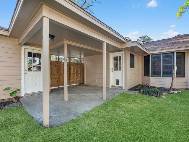 2126 Eagle Point Road, Crosby, TX 77532