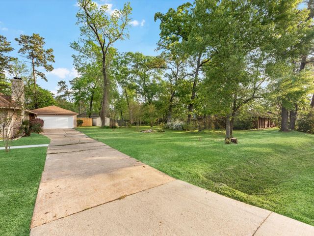 2126 Eagle Point Road, Crosby, TX 77532