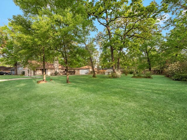 2126 Eagle Point Road, Crosby, TX 77532