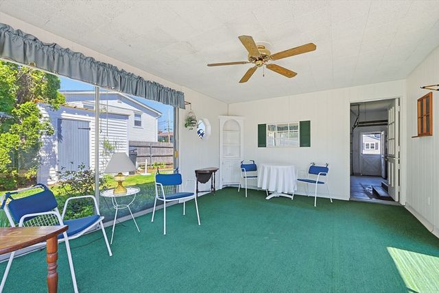 79 Highview Ave, Somerset, MA 02726