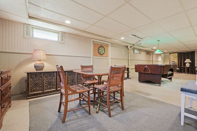 79 Highview Ave, Somerset, MA 02726