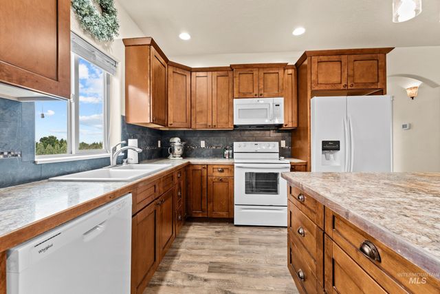 3942 Vista Ridge Ln, New Plymouth, ID 83655