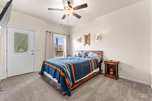 3942 Vista Ridge Ln, New Plymouth, ID 83655
