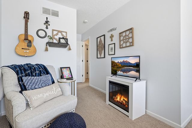 8487 Corcoran Path 61, Inver Grove Heights, MN 55076