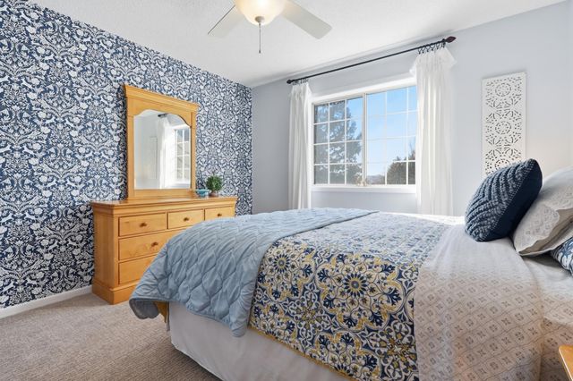 8487 Corcoran Path 61, Inver Grove Heights, MN 55076