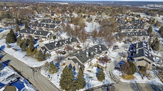 8487 Corcoran Path 61, Inver Grove Heights, MN 55076