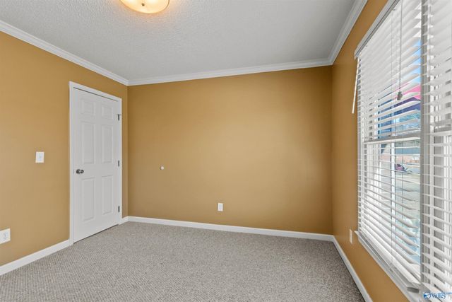 377 Cherry Street NW, Hartselle, AL 35640