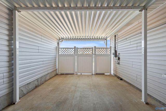 377 Cherry Street NW, Hartselle, AL 35640