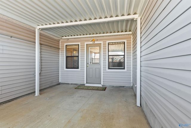 377 Cherry Street NW, Hartselle, AL 35640