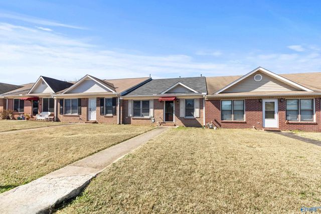 377 Cherry Street NW, Hartselle, AL 35640