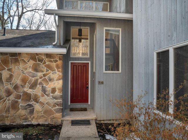 50 TOMS LN, Port Matilda, PA 16870