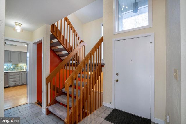 50 TOMS LN, Port Matilda, PA 16870