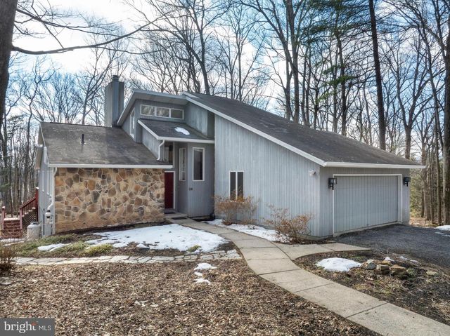 50 TOMS LN, Port Matilda, PA 16870