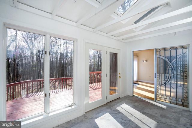 50 TOMS LN, Port Matilda, PA 16870