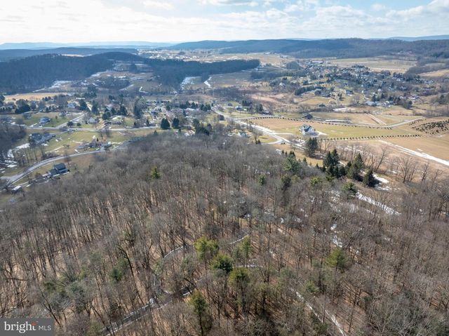 50 TOMS LN, Port Matilda, PA 16870