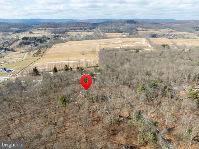 50 TOMS LN, Port Matilda, PA 16870