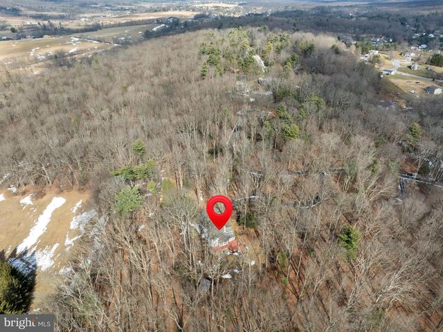 50 TOMS LN, Port Matilda, PA 16870