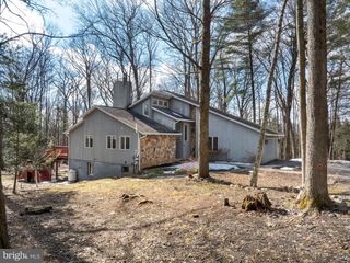 50 TOMS LN, Port Matilda, PA 16870