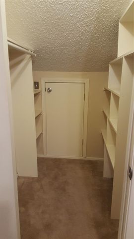 2500 Burleson RD 221, Austin, TX 78741