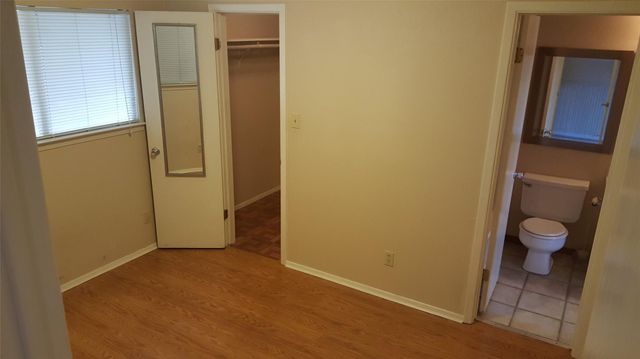 2500 Burleson RD 221, Austin, TX 78741