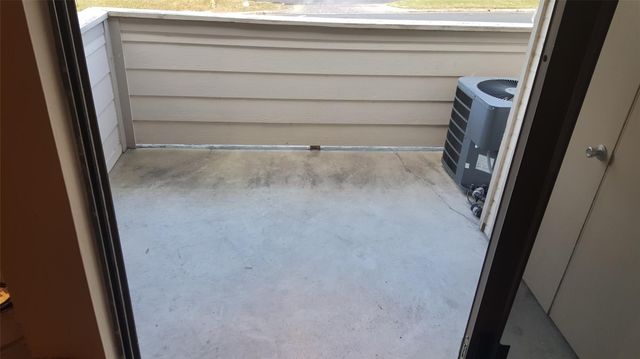 2500 Burleson RD 221, Austin, TX 78741