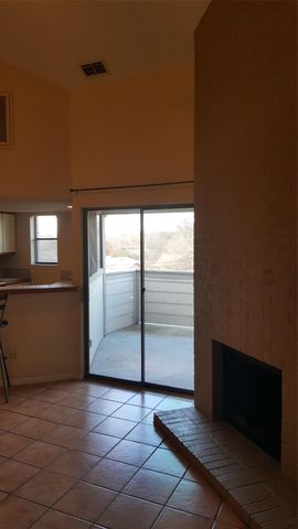 2500 Burleson RD 221, Austin, TX 78741