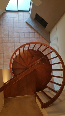 2500 Burleson RD 221, Austin, TX 78741