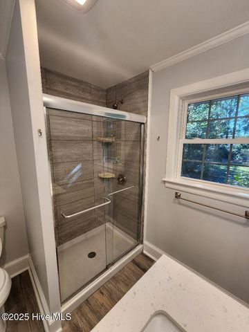 1884 W Lake Shore Drive, Wilmington, NC 28401