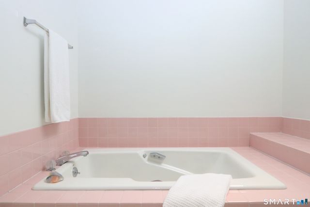 50 Wilton Crest 50, Wilton, CT 06897