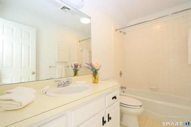50 Wilton Crest 50, Wilton, CT 06897