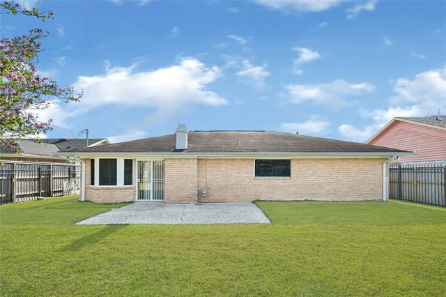 922 Centerwood Drive, Houston, TX 77013