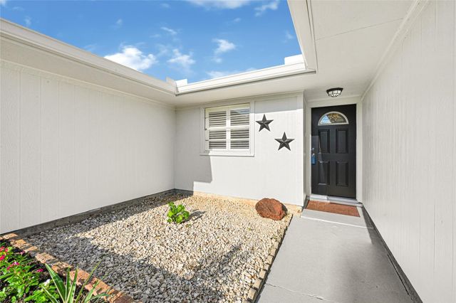 922 Centerwood Drive, Houston, TX 77013