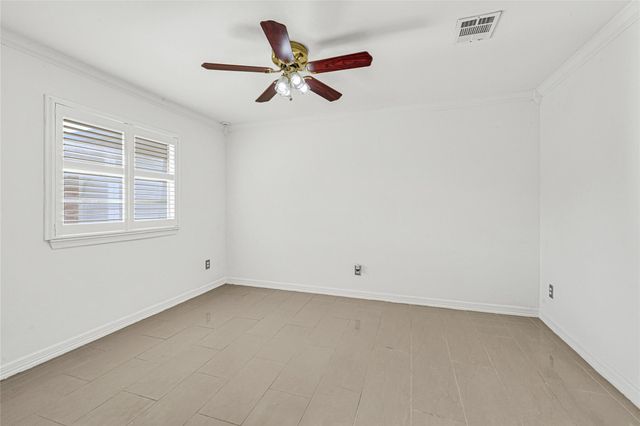 922 Centerwood Drive, Houston, TX 77013