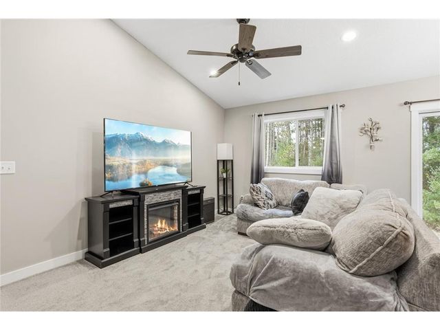 425 Alex Court, Somerset, WI 54025