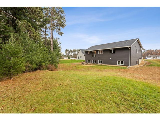 425 Alex Court, Somerset, WI 54025