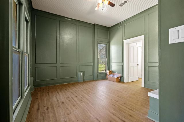 331 W Grand Street, Whitewright, TX 75491