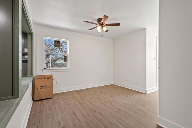 331 W Grand Street, Whitewright, TX 75491