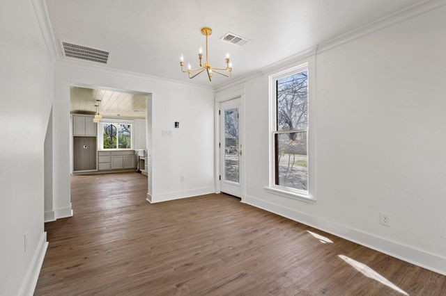 331 W Grand Street, Whitewright, TX 75491