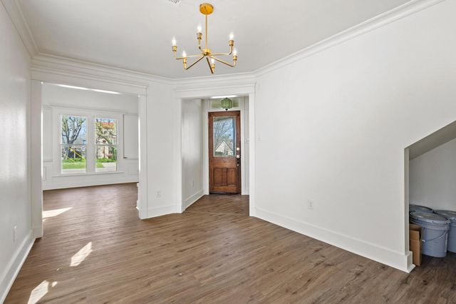 331 W Grand Street, Whitewright, TX 75491
