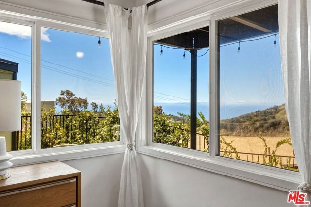 21625 Saddle Peak Road, Topanga (los Angeles), CA 90290