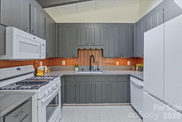 4916 Greenbrook Drive, Charlotte, NC 28205