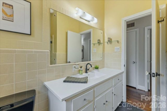 4916 Greenbrook Drive, Charlotte, NC 28205