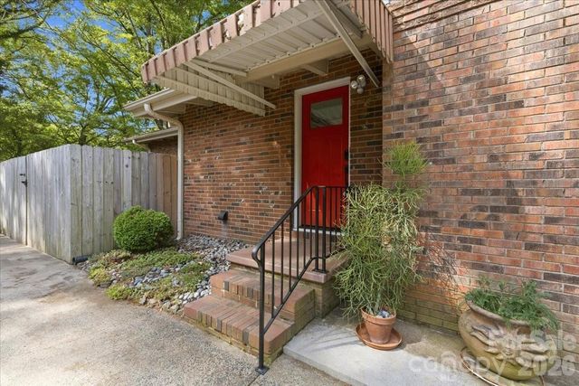 4916 Greenbrook Drive, Charlotte, NC 28205