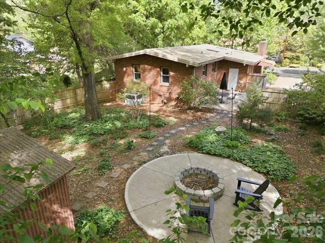 4916 Greenbrook Drive, Charlotte, NC 28205