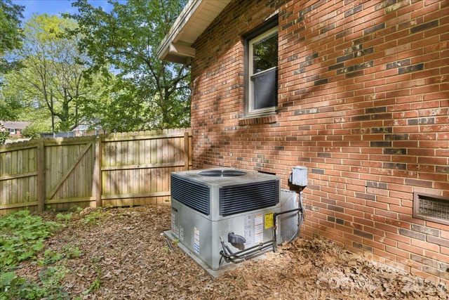 4916 Greenbrook Drive, Charlotte, NC 28205