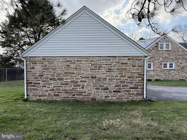 6245 MIDDLEBURG RD, Keymar, MD 21757